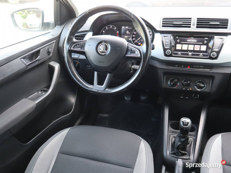 Skoda Fabia 10 TSI pełny VAT Katowice