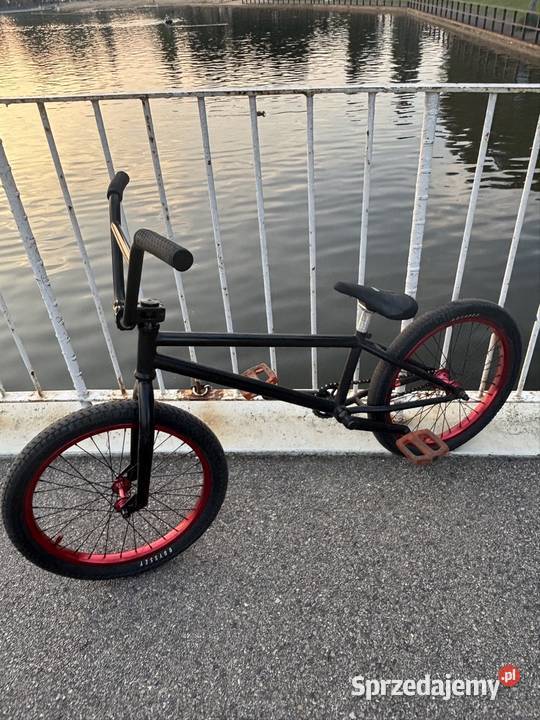 BMX całkowitym serwisie Łask