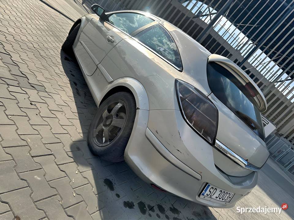 Opel astra GTC 19cdti Bixenon Obniżona Przelot nieuszkodzony