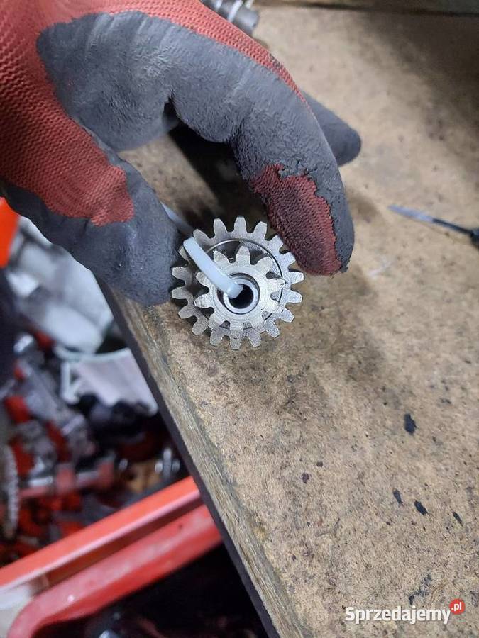 Suzuki DR 750 zębatka pośrednia tryb podwójna Jelenia Góra