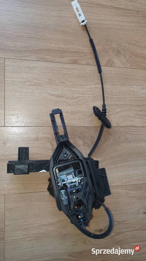 Zamek klamka lewa Kuga Mk3 Escape Mk4 osobowe Lusowo