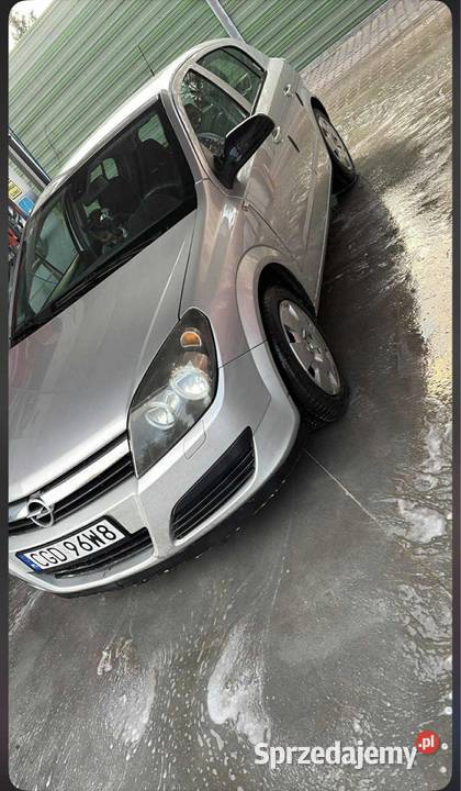 Opel Astra H 2005 14 Easytronic Opel Ostrowite