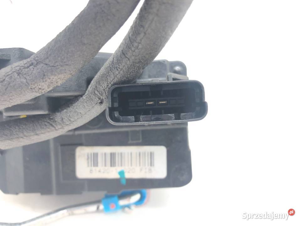 ZAMEK DRZWI PRAWY TYŁ HYUNDAI i20 Hatchback