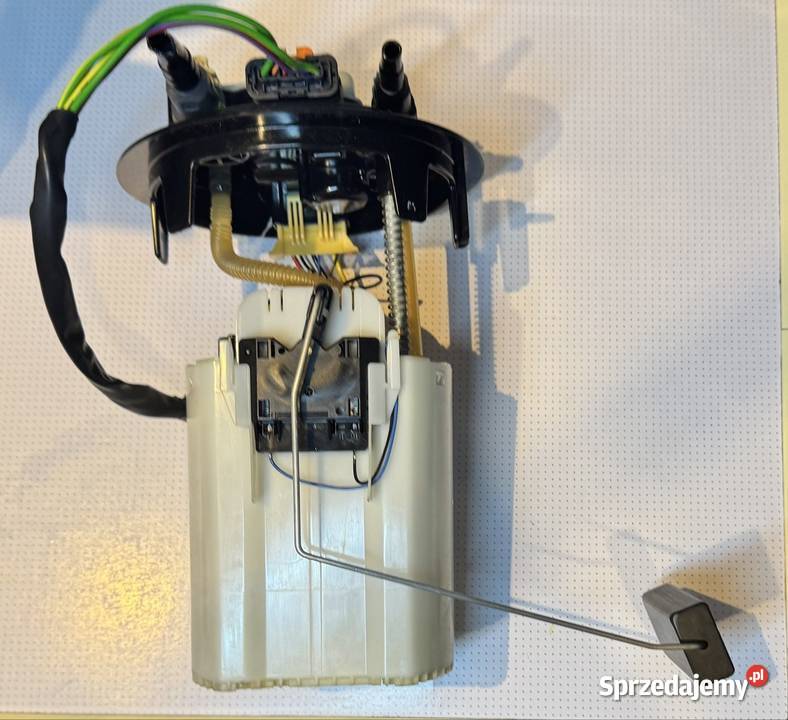 POMPA PALIWA 16 HDI PEUGEOT 3008 1624r sprzedam