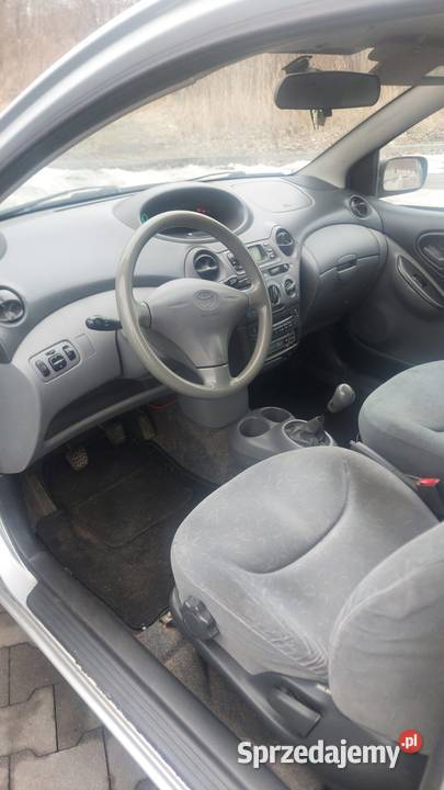 Toyota Yaris Rok produkcji 2000 śląskie Rybnik sprzedam