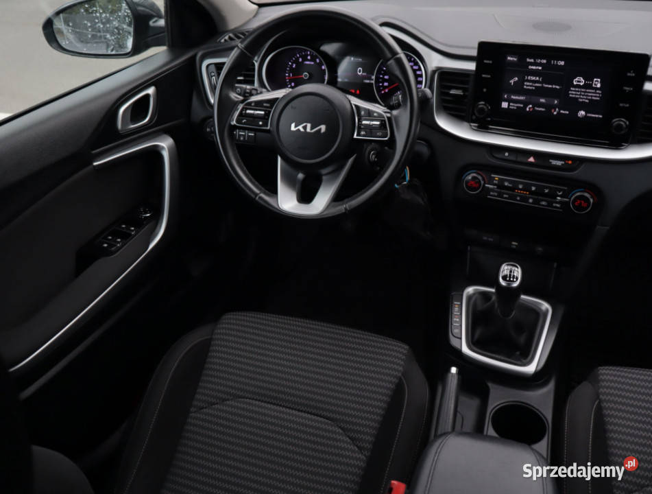 Kia Ceed 15 TGDI asystent pasa ruchu Lublin sprzedam