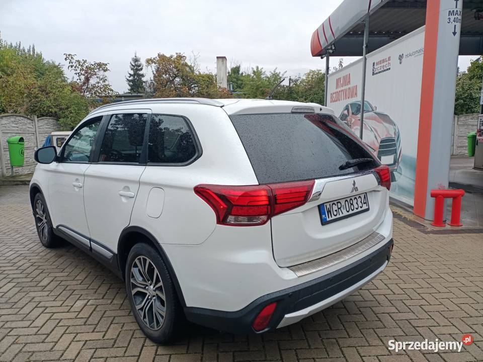 MITSHUBISHI OUTLANDER 7OSOBOWY AUTOMAT OKAZJA lakier metallic Ostrów Wielkopolski