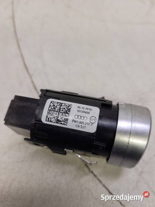 PRZEŁĄCZNIK START STOP AUDI A4 B9 A5 8W1905217F osobowe śląskie