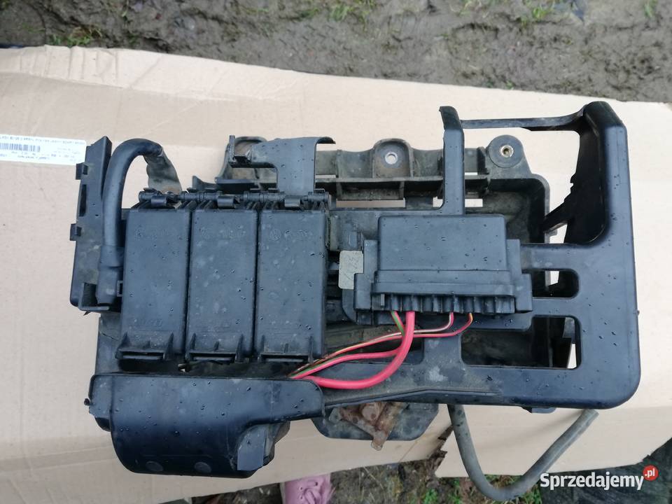 Podstawa mocowanie akumulatora obudowa skoda