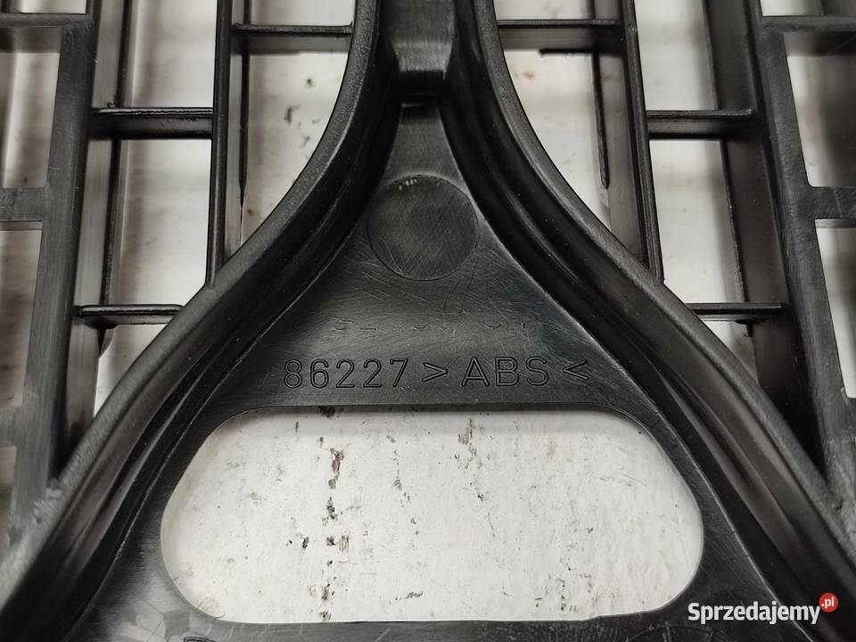 GRILL ATRAPA CHROM LANCIA DEDRA 9499 ORYGINAŁ osobowe lubelskie