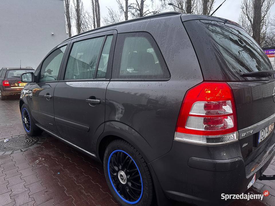 Opel Zafira 140 2012 r Lift 7osobowy 18 1800cm3 Warszawa
