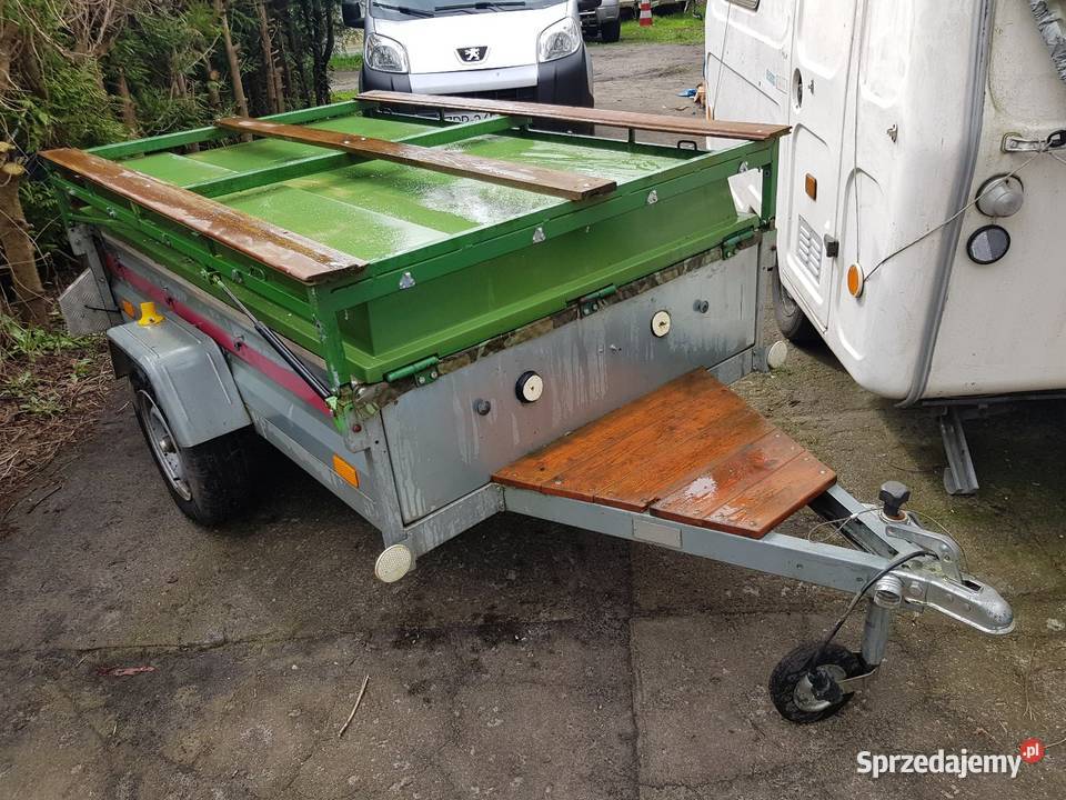 Zestaw wędkarskinamiot na przyczepie Barlinek