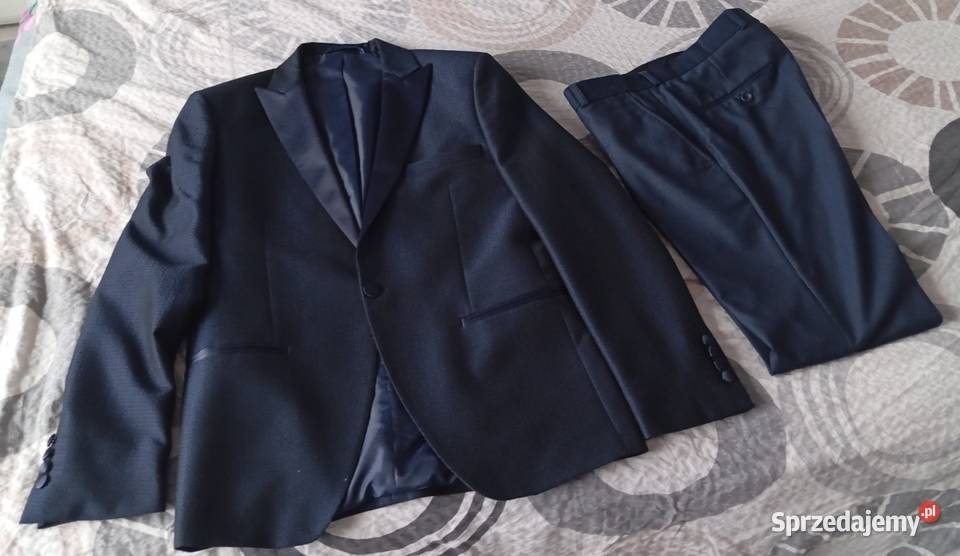Garnitur ślubny granatowy