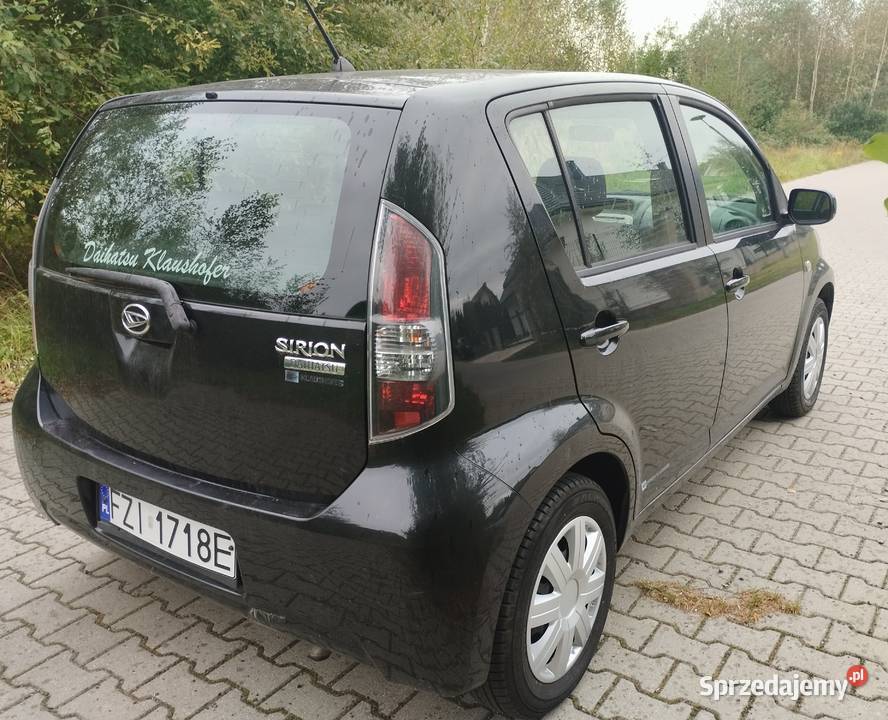 DAIHATSU SIRION 10 70 2010 zarejestrowany w ABS Samochody osobowe Zielona Góra sprzedam