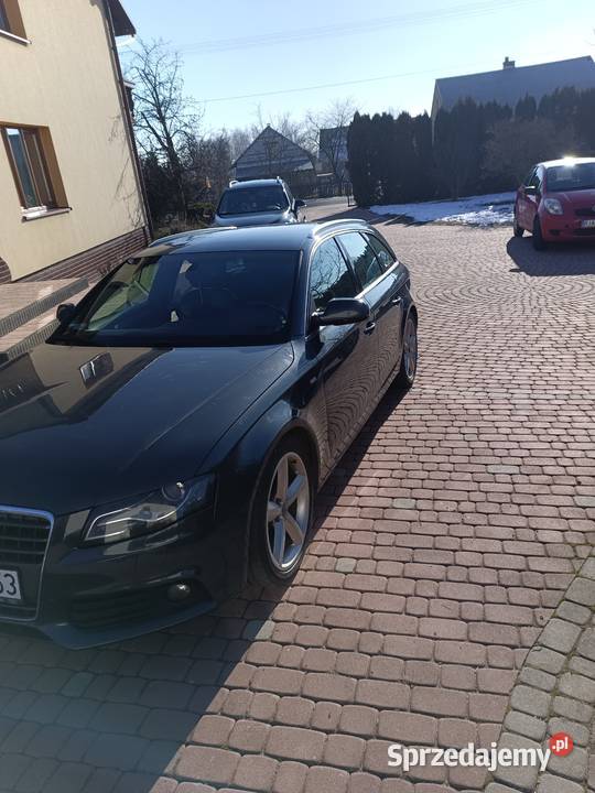 Audi a4 b8 2010r