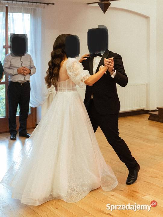 Sprzedam suknie slubną w kolorze śmietankowym Rozmiar 36(S) Nowy Sącz