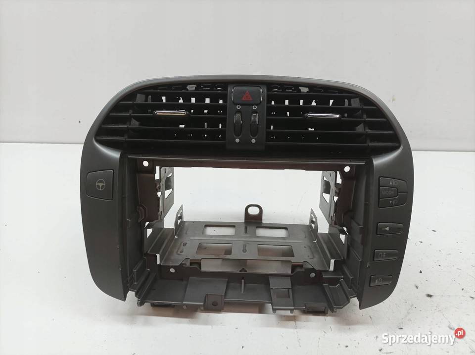 KRATKI NAWIEWU ŚRODKOWA DESKI Fiat Bravo II