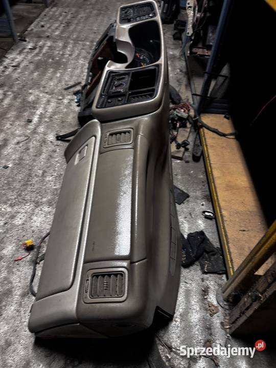 Deska rozdzielcza Chevrolet Tahoe Suburban Baranowo