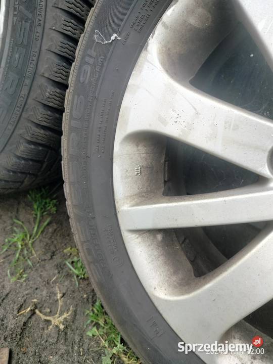 Felgi mazda z oponami Nokian 5x1143 osobowe Wschowa sprzedam