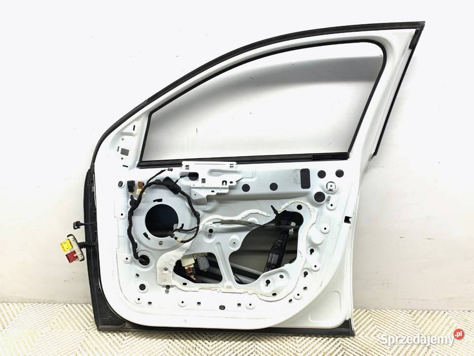 DRZWI PRAWY PRZÓD PEUGEOT 308 II Hatchback 1321 osobowe