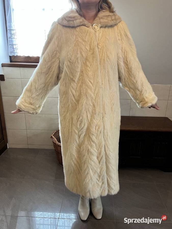 Kremowe futro z norek 3840 Moda i Styl Łowęcin