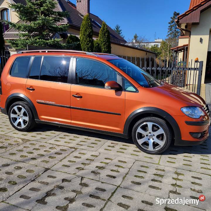 VW TOURAN CROSS 20 TDI DPF pomorskie