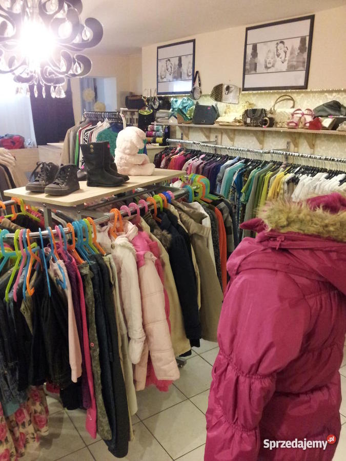 WYPOSAŻENIE SKLEPU ODZIEŻOWEGO Konin