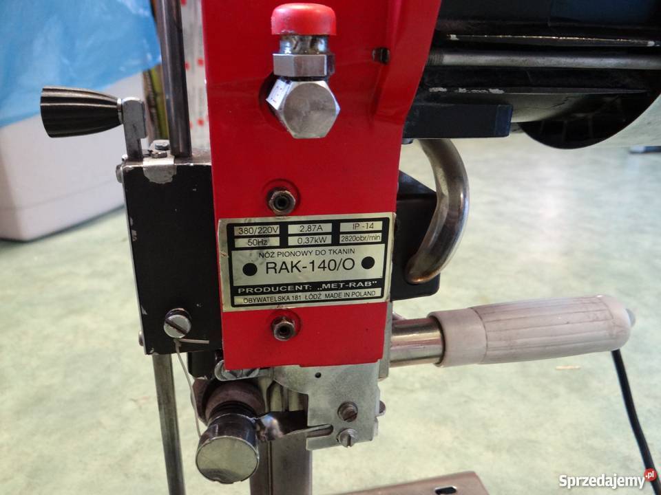Nóż krawiecki pionowy RAK 1400 świętokrzyskie Zaborowice