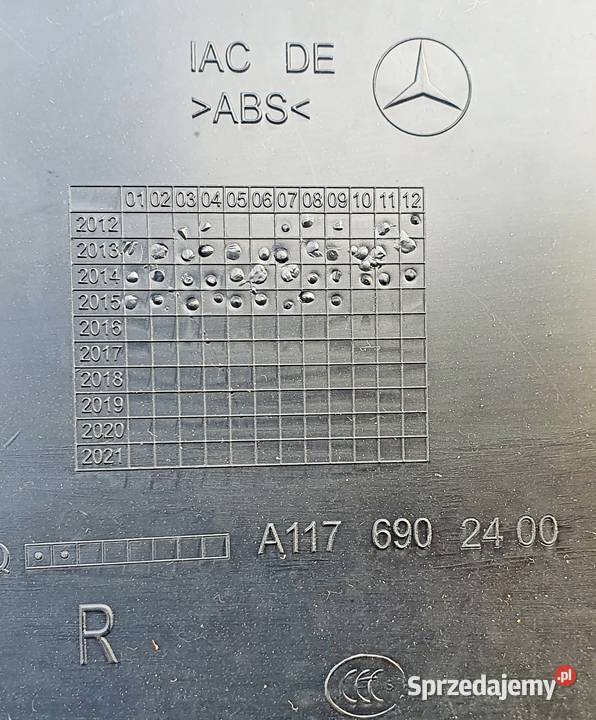 MERCEDES W117 CLA OSŁONA SŁUPKA PRAWA Wyposażenie wnętrza Radom