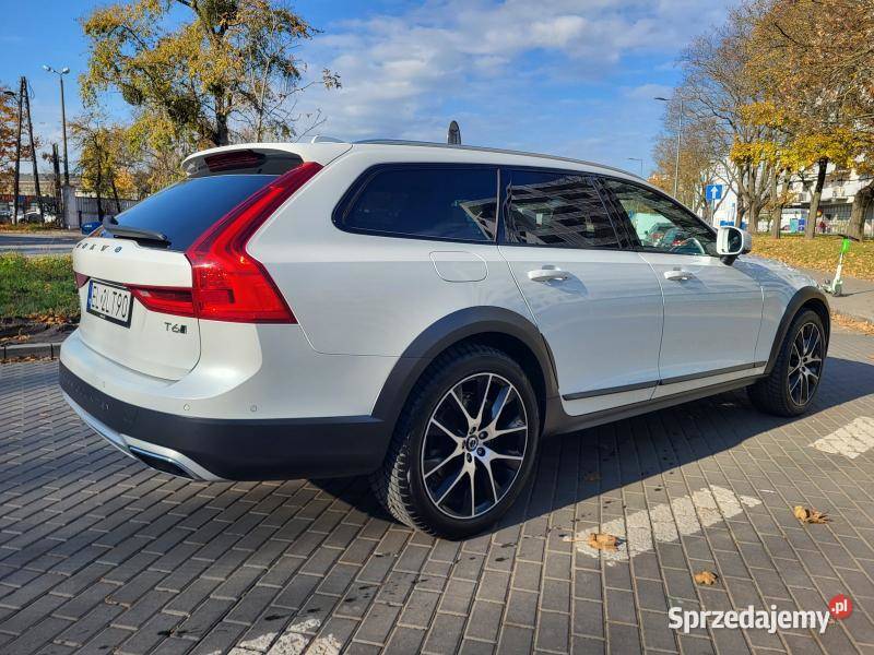 Cross Country AWD4X4 20 benzyna T6 310 Warszawa