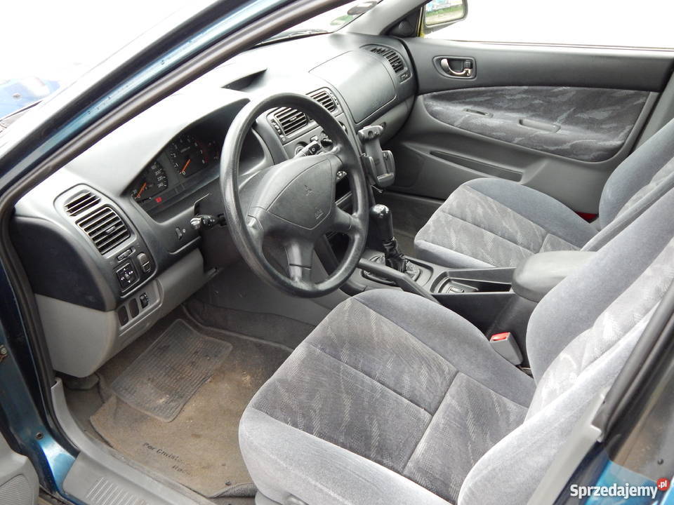 MITSUBISHI GALANT 24B KLIMA ELEKTRYKA Rok produkcji 2003 lubelskie sprzedam