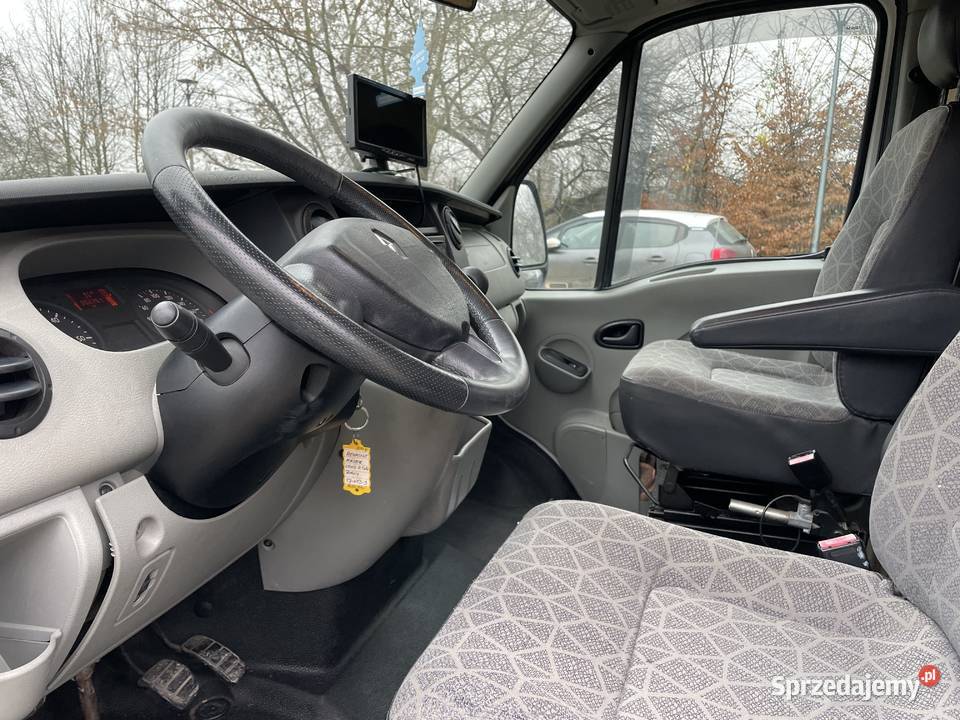 ŁADNY RENAULT MASTER 25 DCI 120 AUTOMAT HAK 120KM Kutno sprzedam