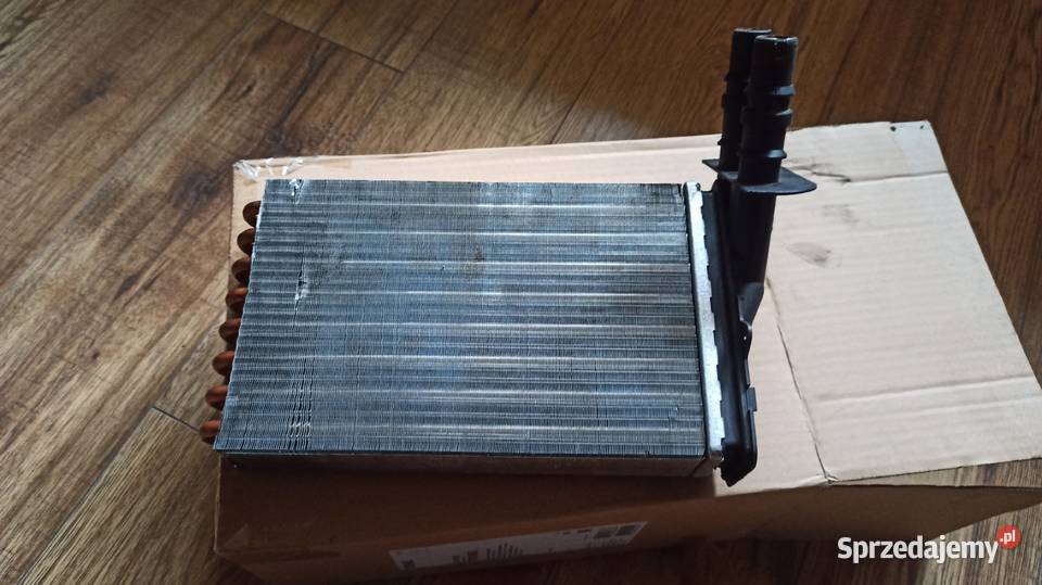 Opel Corsa 12 Nagrzewnica chłodnica 70818689 Chłodnie wody Rzeszów