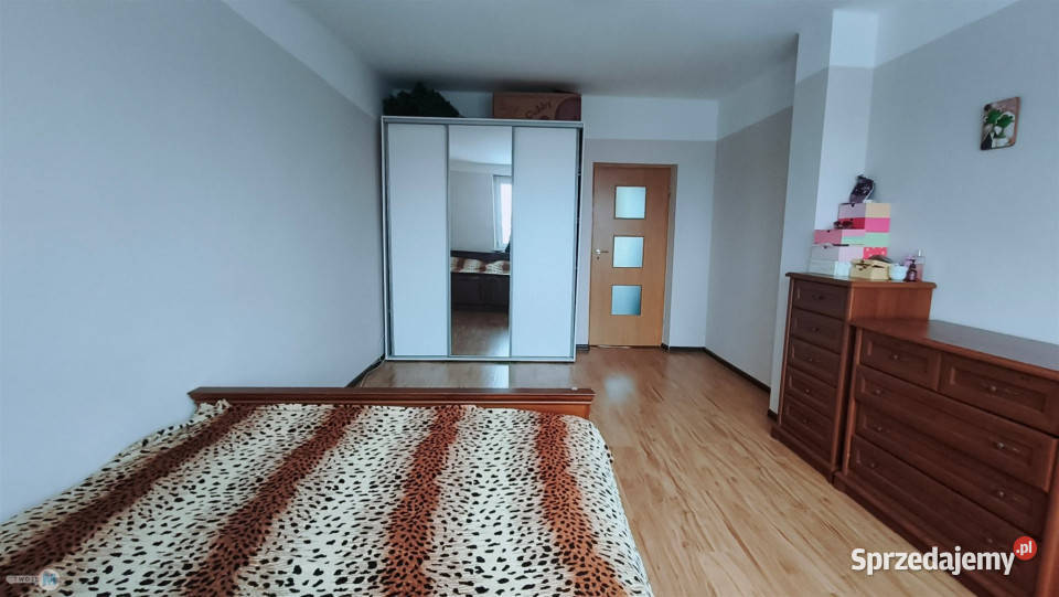 Sprzedaż mieszkania 6801m2 3 pokoje Kielce 6499zł/m2