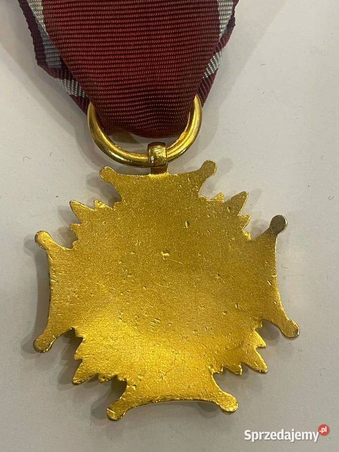 Medal Złoty Krzyż Zasługi PRL z legitymacją Militaria Kraków