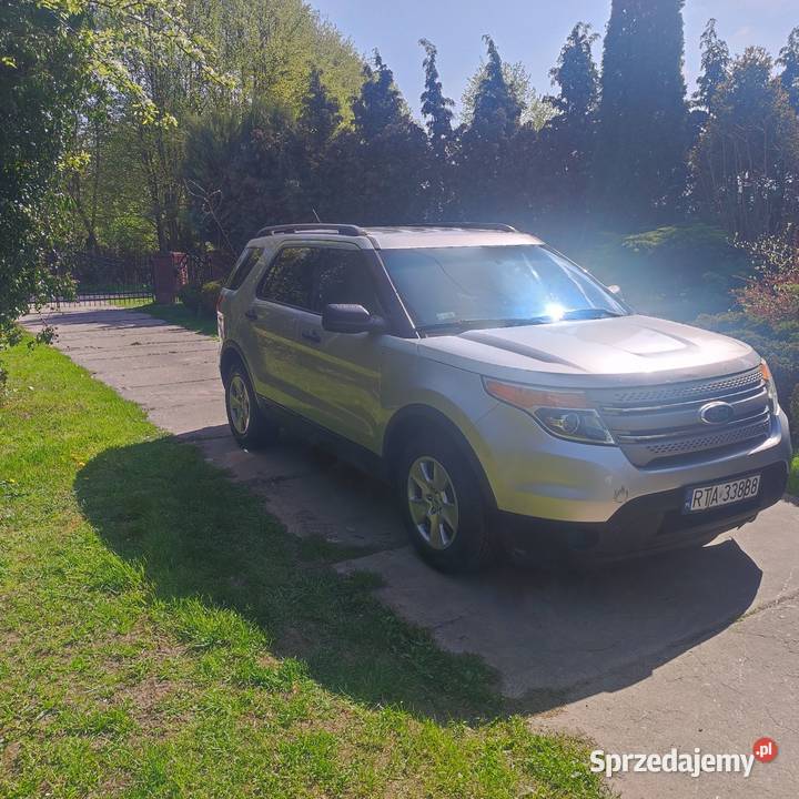 Explorer 2l 7osób klimatyzacja sprzedam