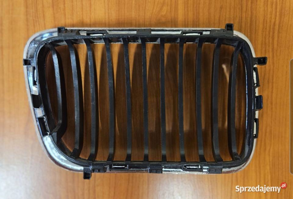 Lewa atraba grila nerka BMW E46 9721 NOWA