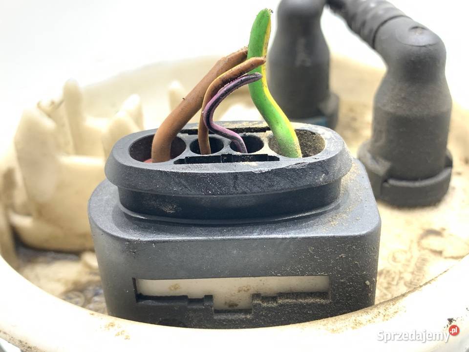 POMPA PALIWA AUDI A4 B7 8F0919050D 20 140 0408 sprzedam