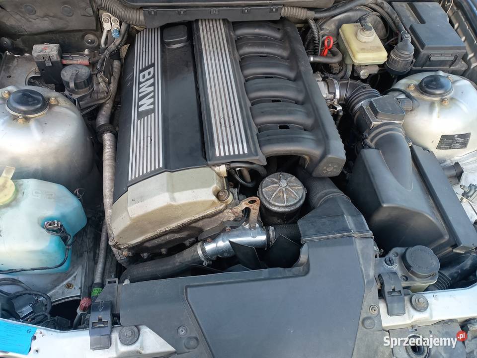 BMW 325i fabryczna szpera 25 zdrowa blacha BMW Sobótka