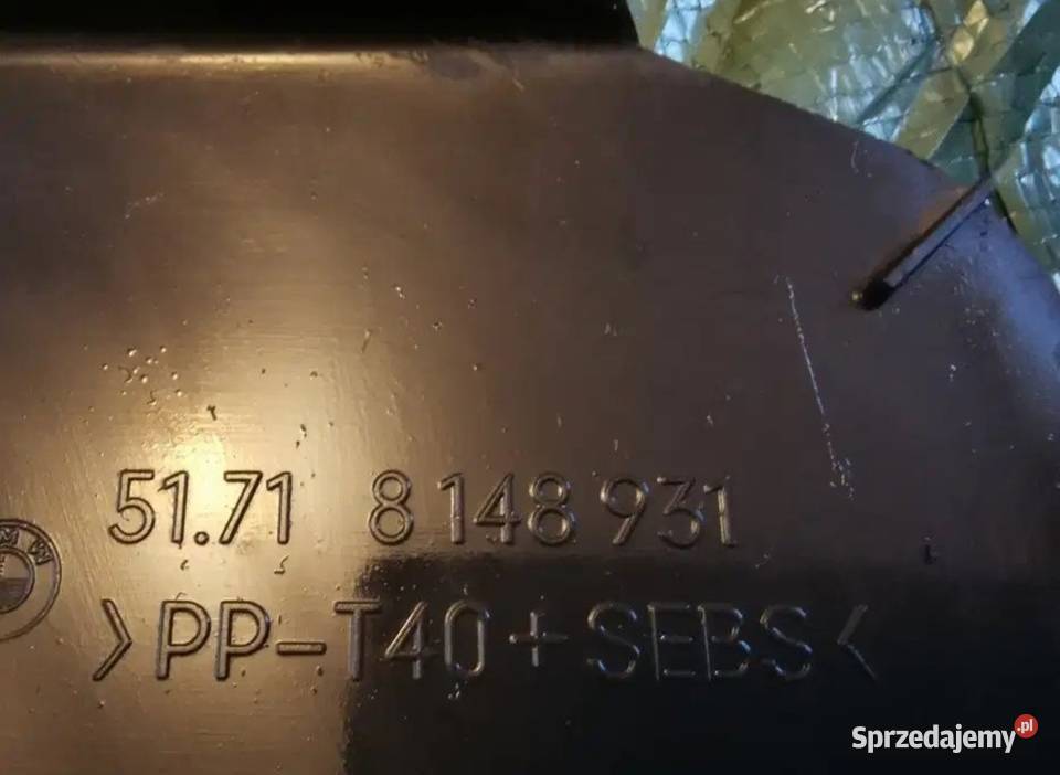 Osłona maskownica lampy lewy przód BMW E34 śląskie Żory