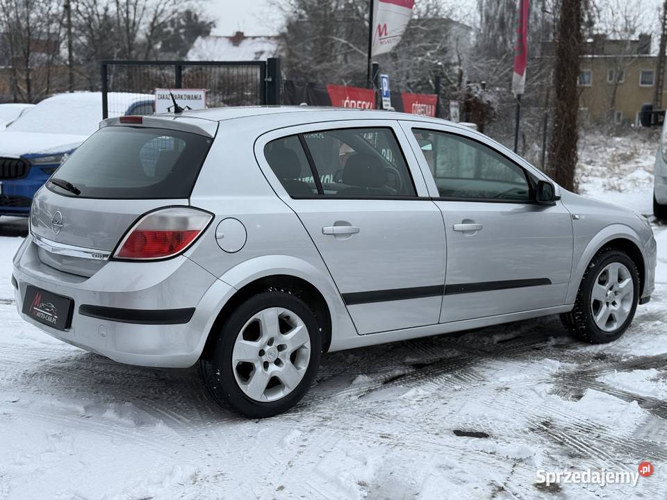 Opel Astra H 2006 13 Diesel Klima Elektryka poduszka powietrzna Poznań