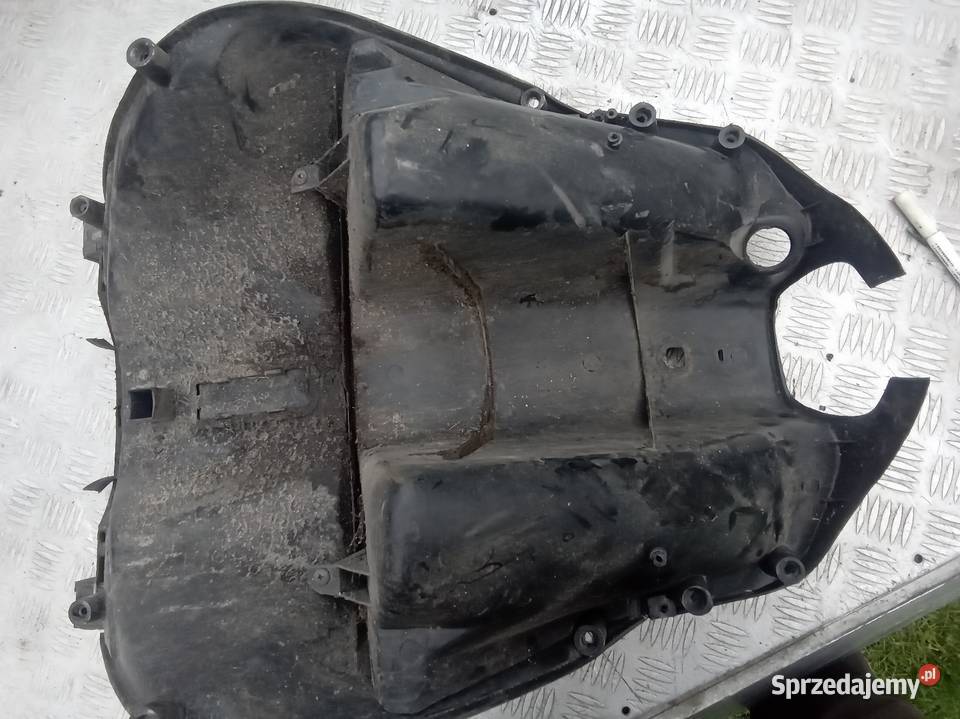 Skuter osłona kolan plastik panel koło 10 Zipp Namysłów