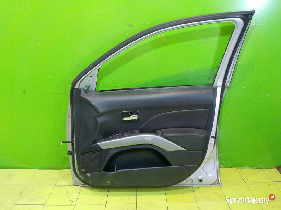 MITSUBISHI OUTLANDER II 20 DID 09R 5D drzwi osobowe Suków