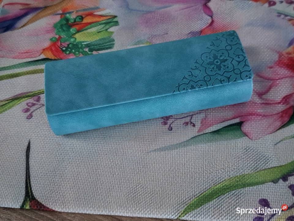 Etui na okularypięknie zdobione sprzedam
