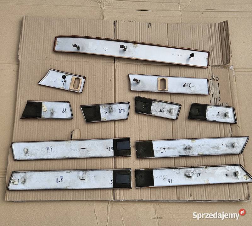 Dekory listwy Bmw e32 lubelskie sprzedam