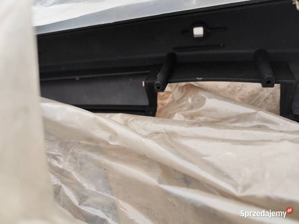 Zderzak fabrycznie NOWY fita 126p wąski podkarpackie Krosno