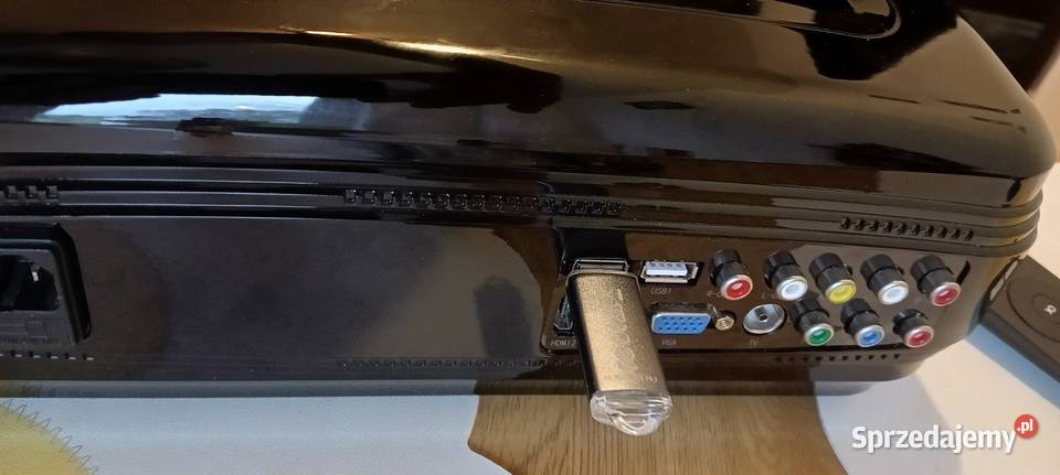 Sprzedam projektor multimedialny Monitory i projektory Dąbrowa Górnicza sprzedam