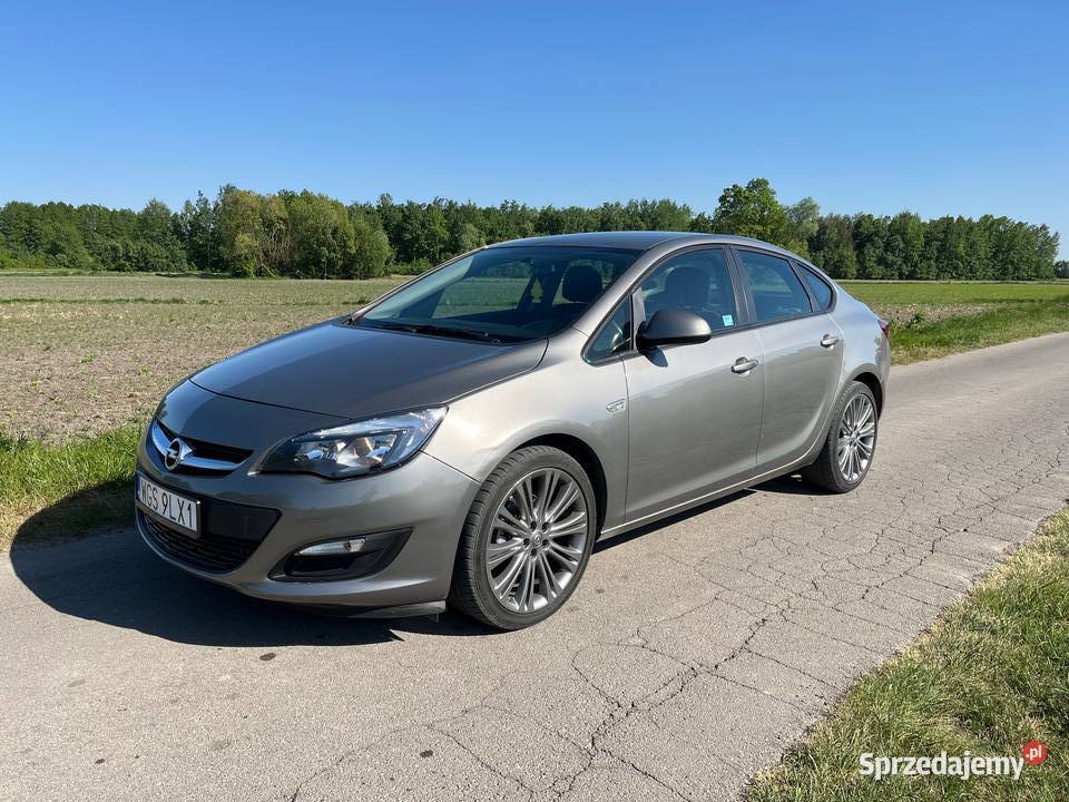 Opel Astra J 1.4 TURBO