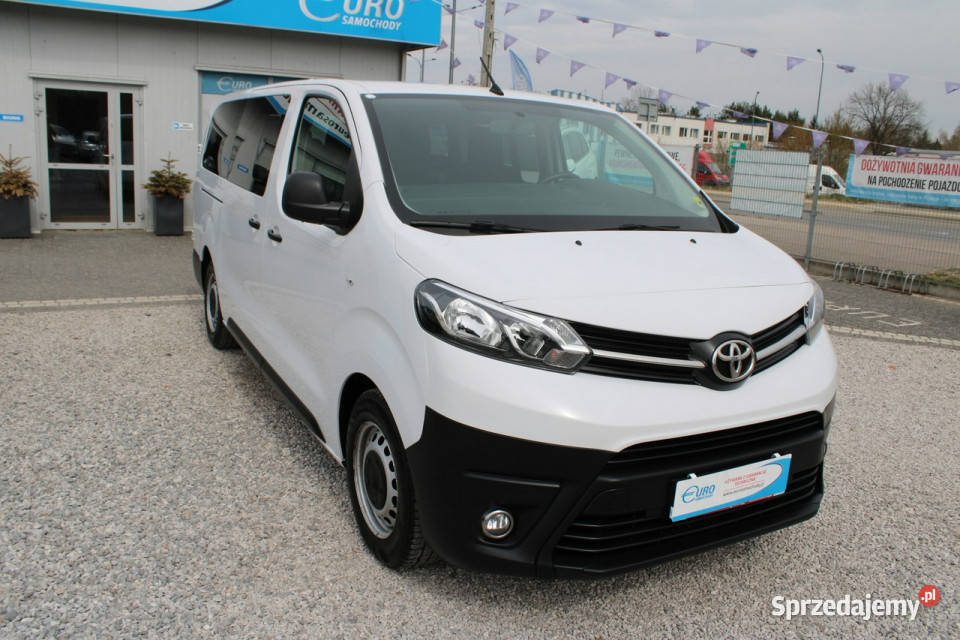 Toyota ProAce 144HP 9 Osob netto 79 593 PLN Samochody osobowe Warszawa sprzedam