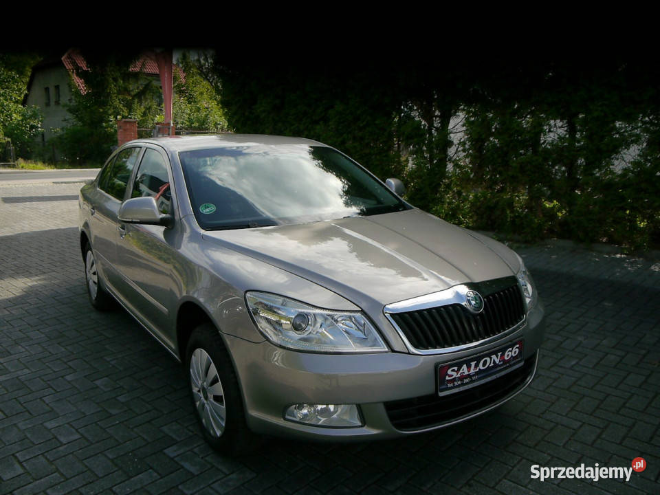 koda Octavia 16mpi Stan b 100bezwypadkowy bez Sedan / Limuzyna Częstochowa